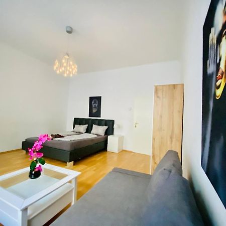 Family Apartment Th8 8 Viena Exterior foto