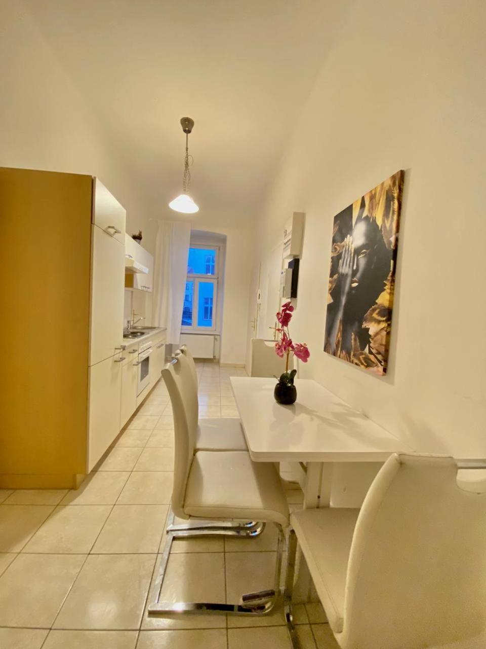Family Apartment Th8 8 Viena Exterior foto